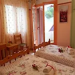 Galazios Kolpos 3*