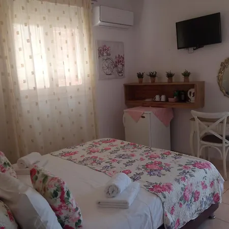Galazios Kolpos Guest house Patitiri (Alonnisos)