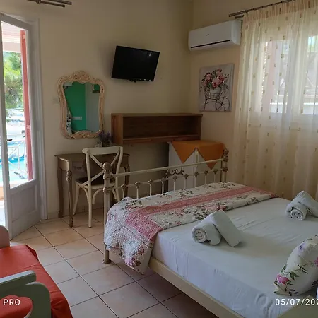 Galazios Kolpos Guest house Patitiri (Alonnisos)