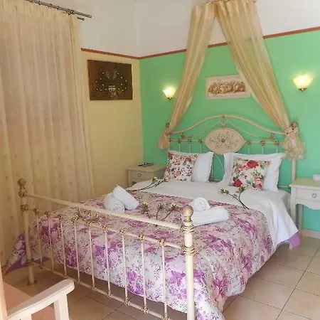 Galazios Kolpos Guest house Patitiri (Alonnisos)
