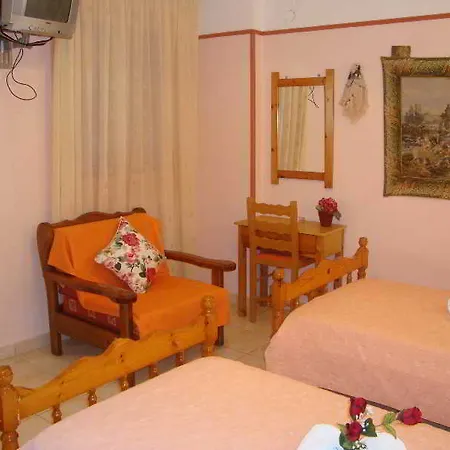 Galazios Kolpos Guest house Patitiri (Alonnisos)